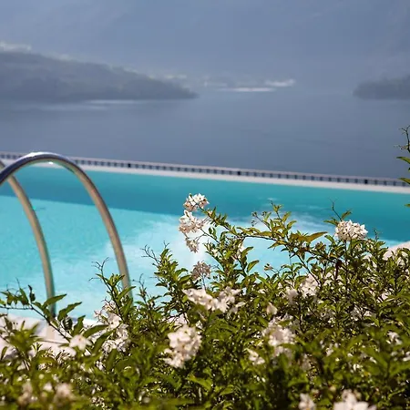 Aparthotel Cafelicita - Promotion - View - Infinity Pool - Jacuzzi Gravedona