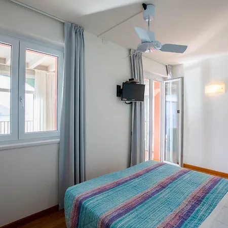 Cafelicita - View - Infinity Pool - Jacuzzi Apartahotel 4*