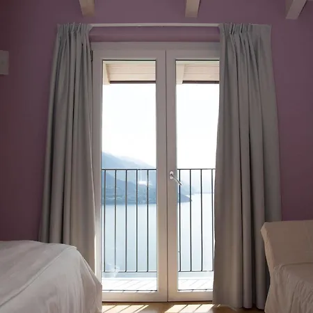 Apartahotel Cafelicita - View - Infinity Pool - Jacuzzi Gravedona