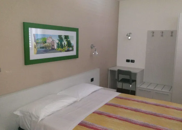 Cafelicita - View - Infinity Pool - Jacuzzi 4* Gravedona